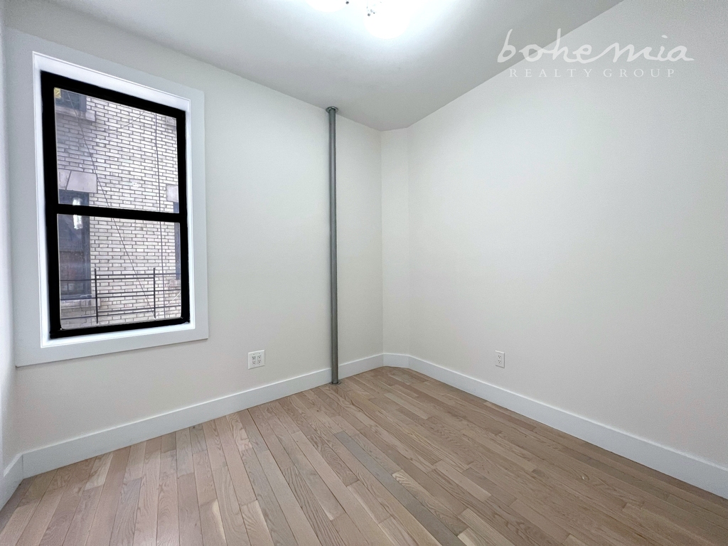 382 Wadsworth Avenue - Photo 6