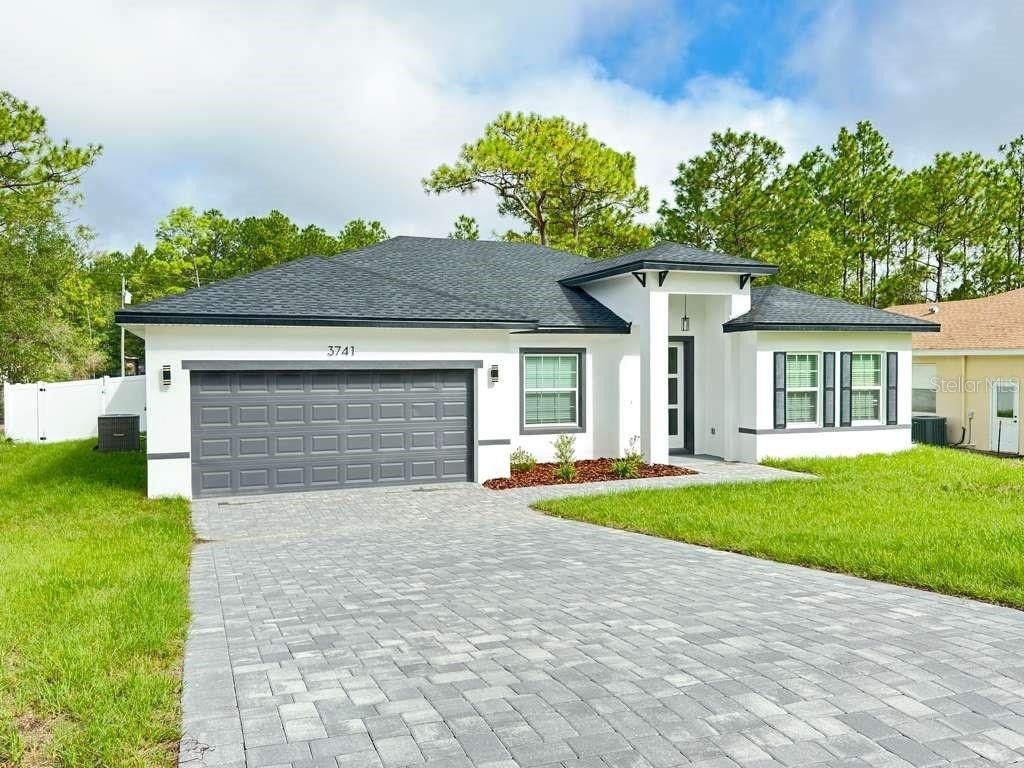 3741 W Forest Drive W - Photo 0