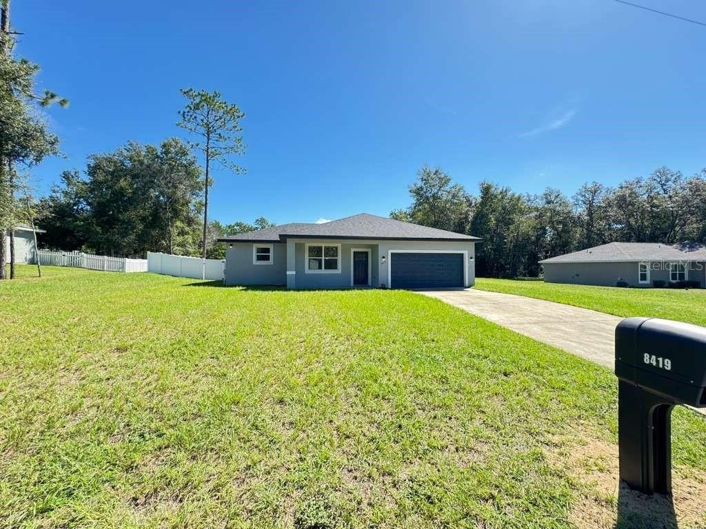 8419 N Saxon Way - Photo 1