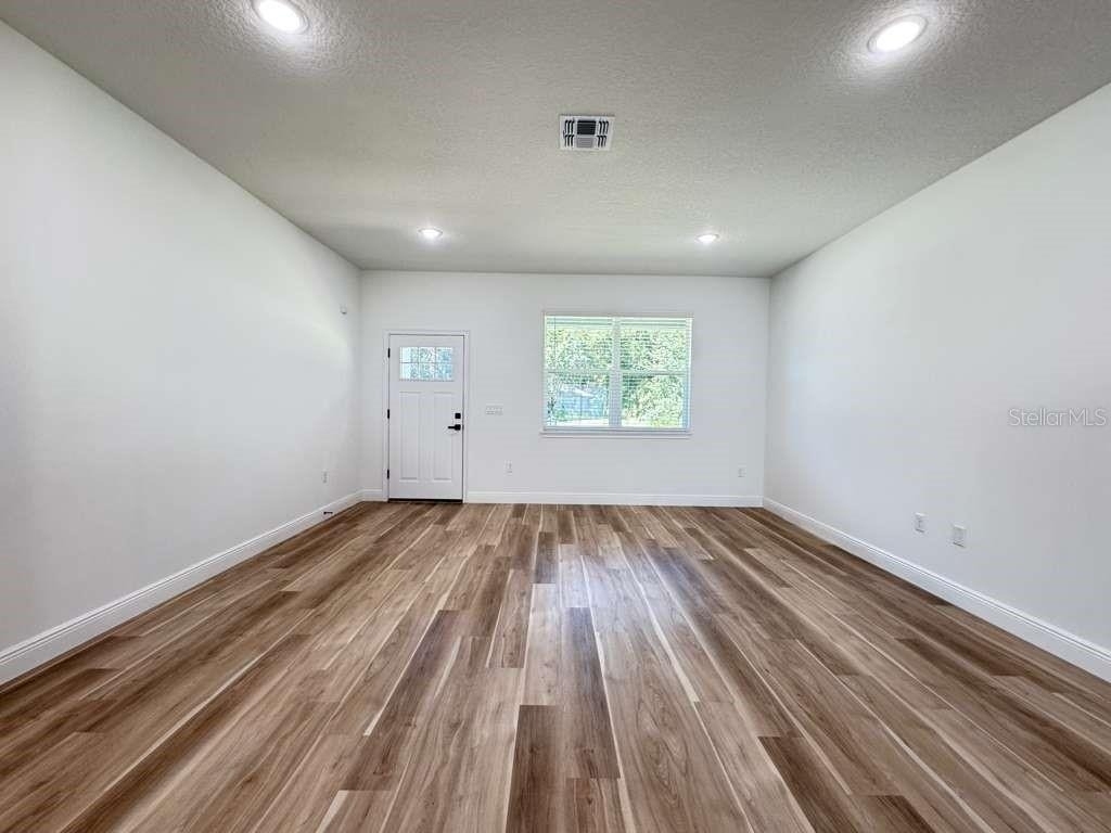 8419 N Saxon Way - Photo 8
