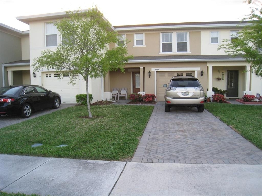 9663 Biscotti Avenue - Photo 0
