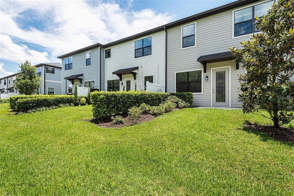 11043 Whistling Pine Way - Photo 16