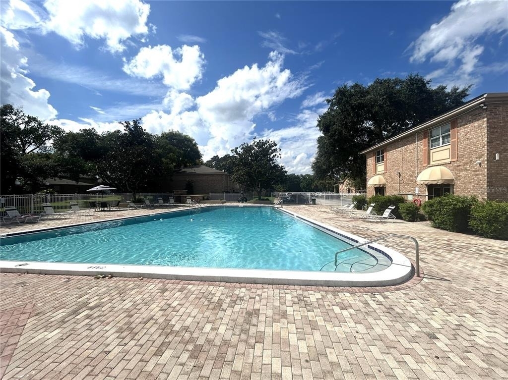 452 Banyon Tree Circle - Photo 14