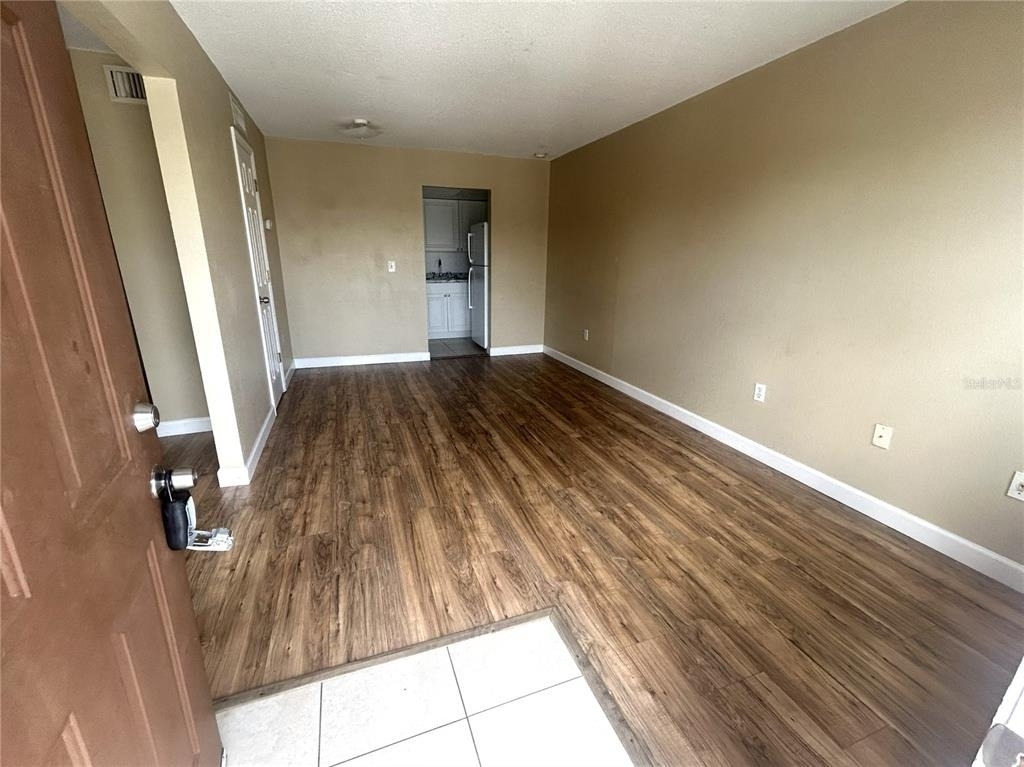 452 Banyon Tree Circle - Photo 4