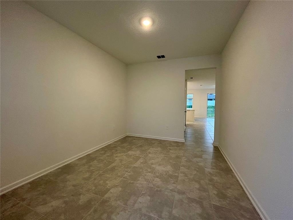 2943 Savoir Avenue - Photo 1