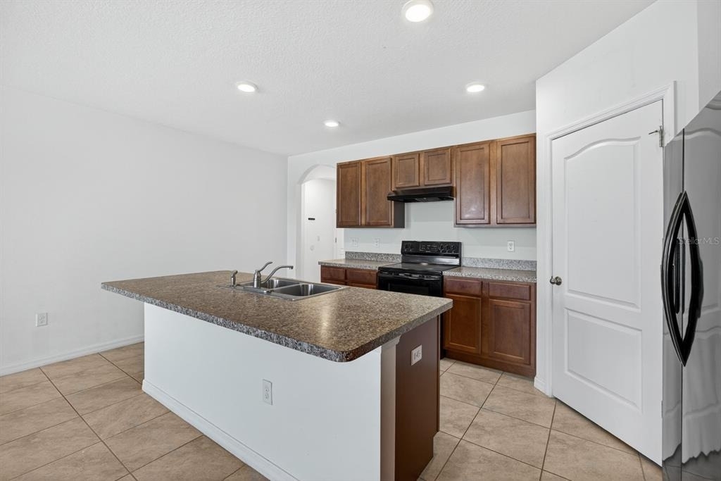 445 Panda Place - Photo 6