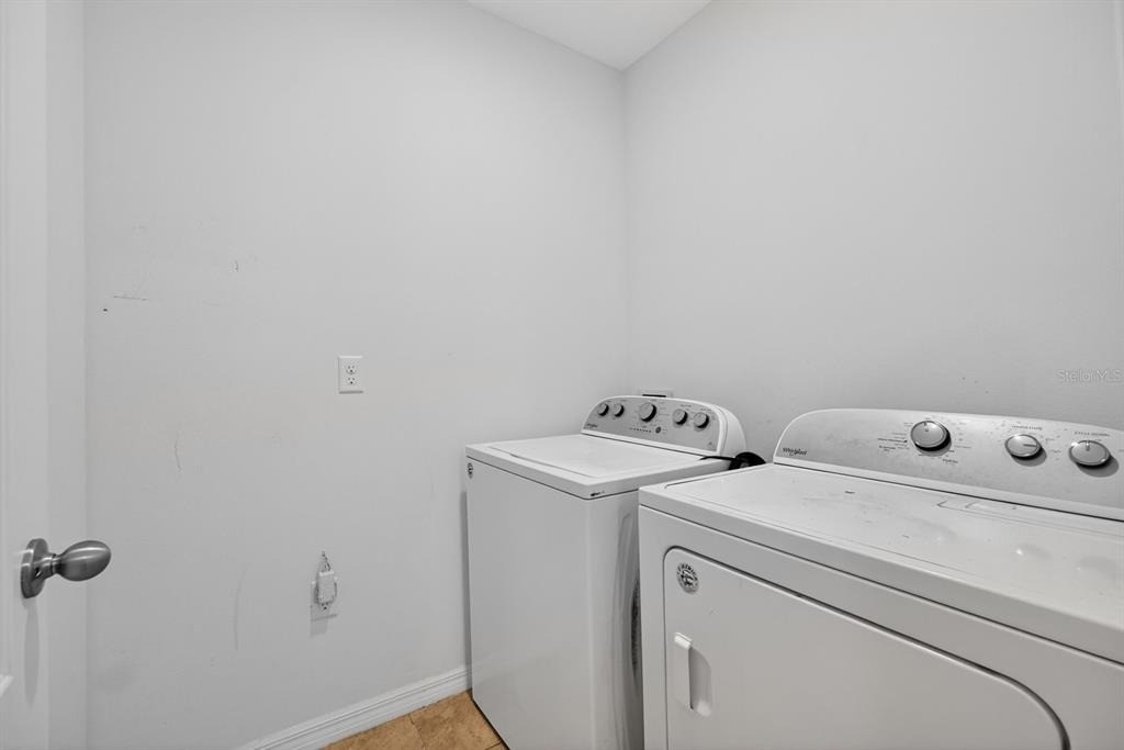 445 Panda Place - Photo 21