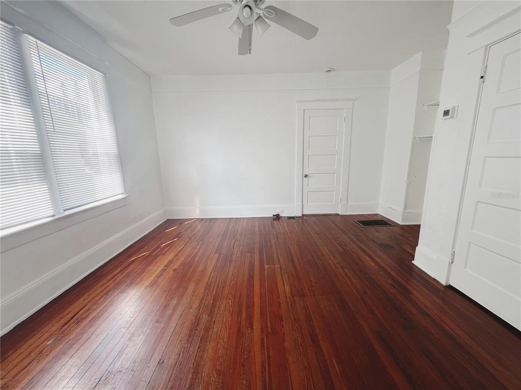 429 Ruth Ln - Photo 3