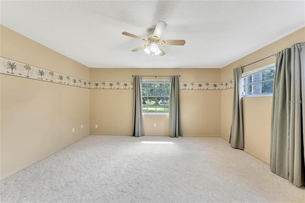 343 Michigan Ave - Photo 16
