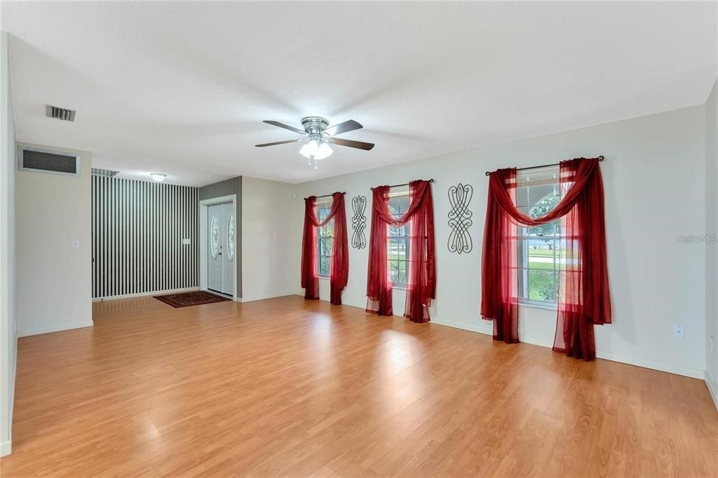 343 Michigan Ave - Photo 6