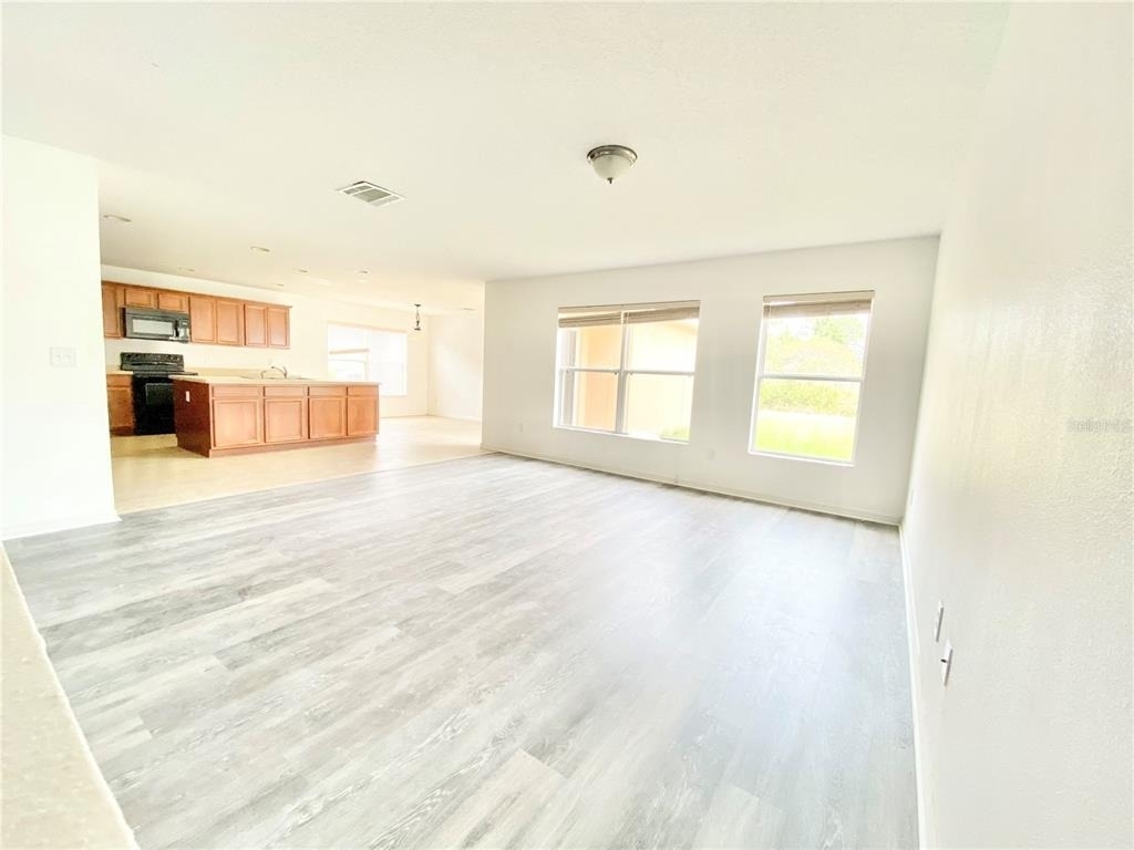 13631 Phoenix Drive - Photo 9