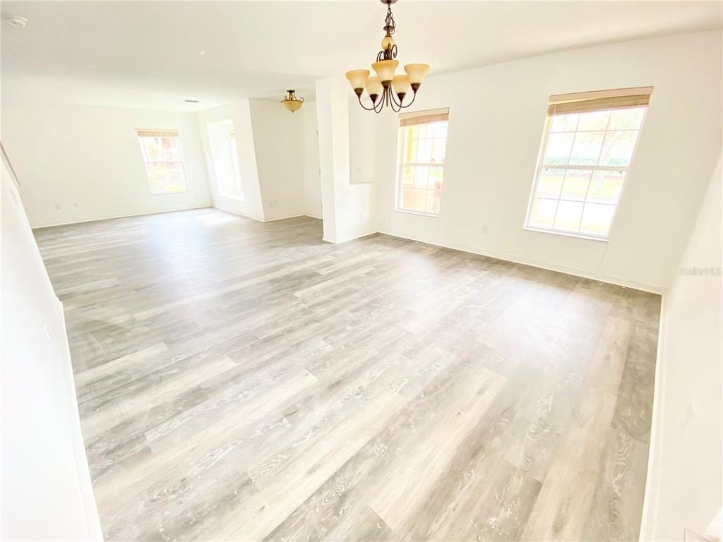 13631 Phoenix Drive - Photo 3