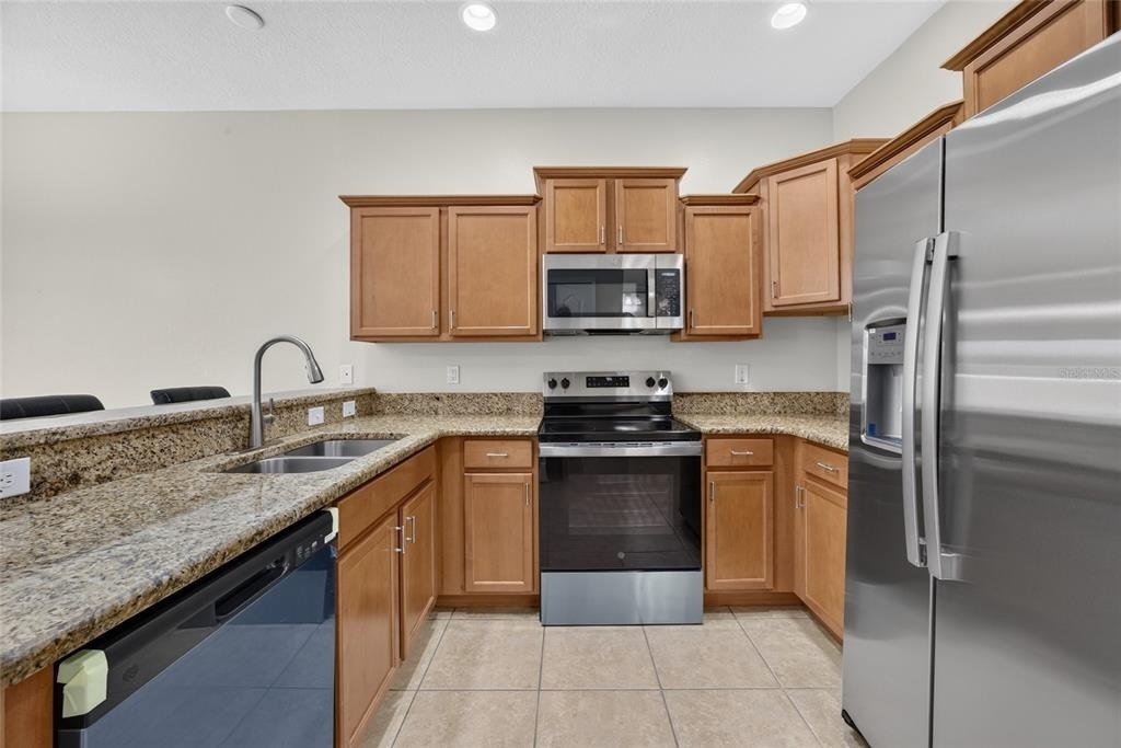 10709 Savannah Landing Circle - Photo 4