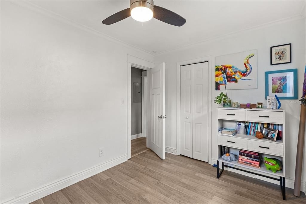 2120 Murdock Boulevard - Photo 11