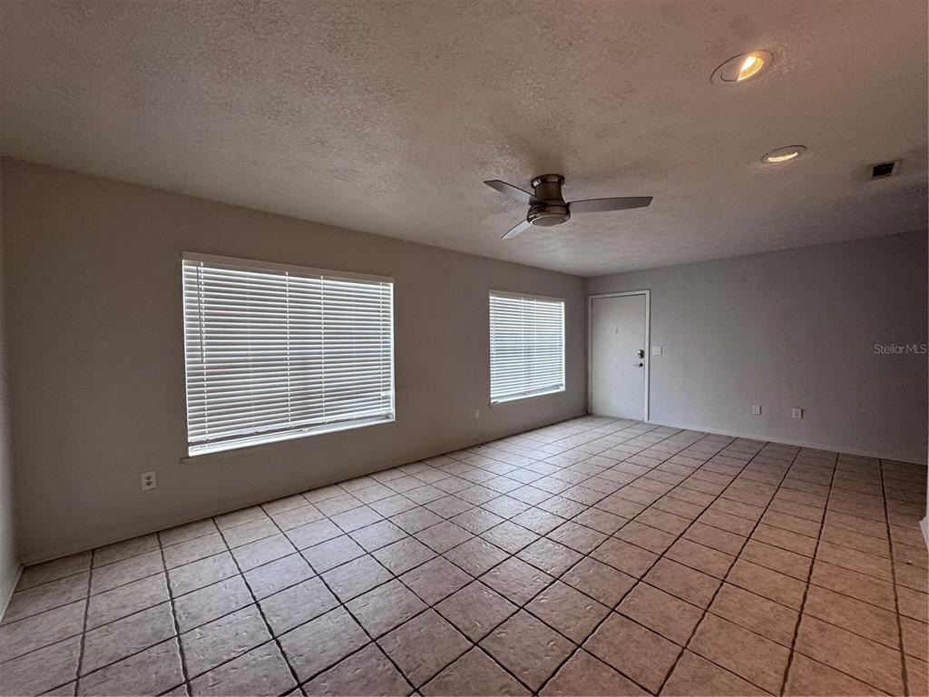 5343 Hansel Avenue - Photo 6