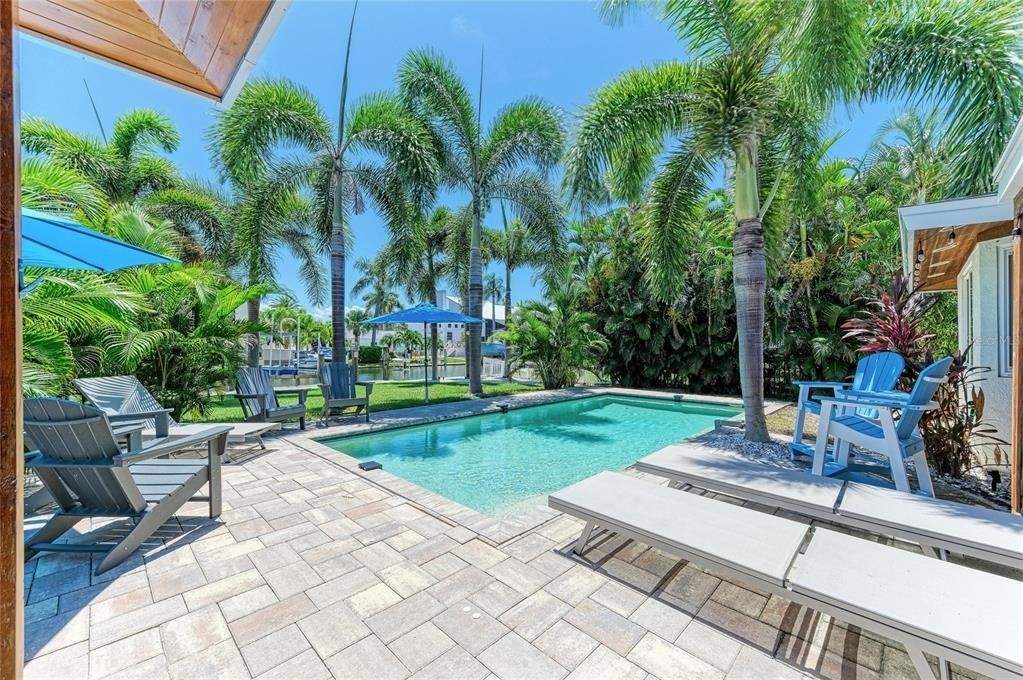 714 Norton Street - Photo 3