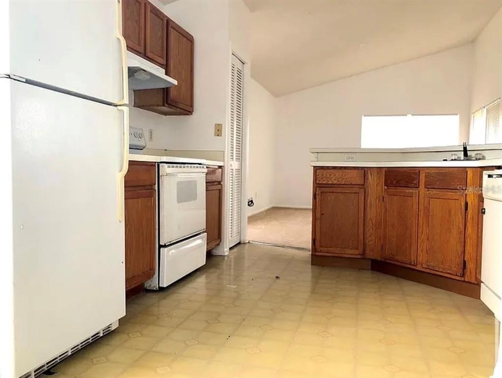 12533 Darby Avenue - Photo 10