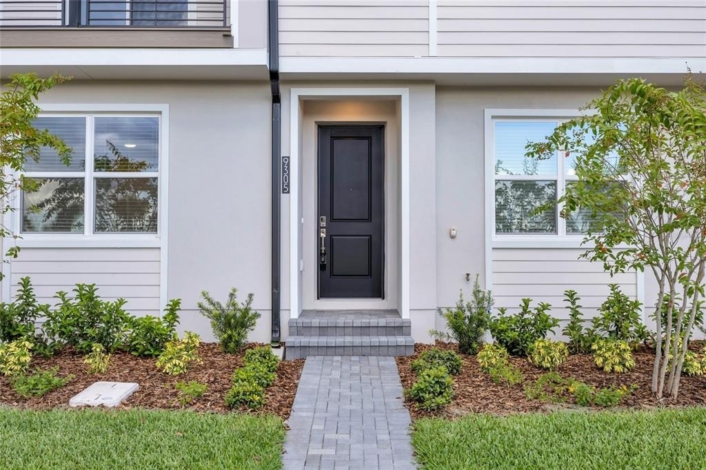 9305 Luminary Boulevard - Photo 31