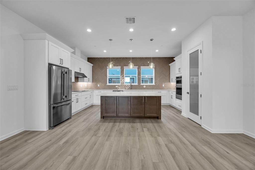 9305 Luminary Boulevard - Photo 15