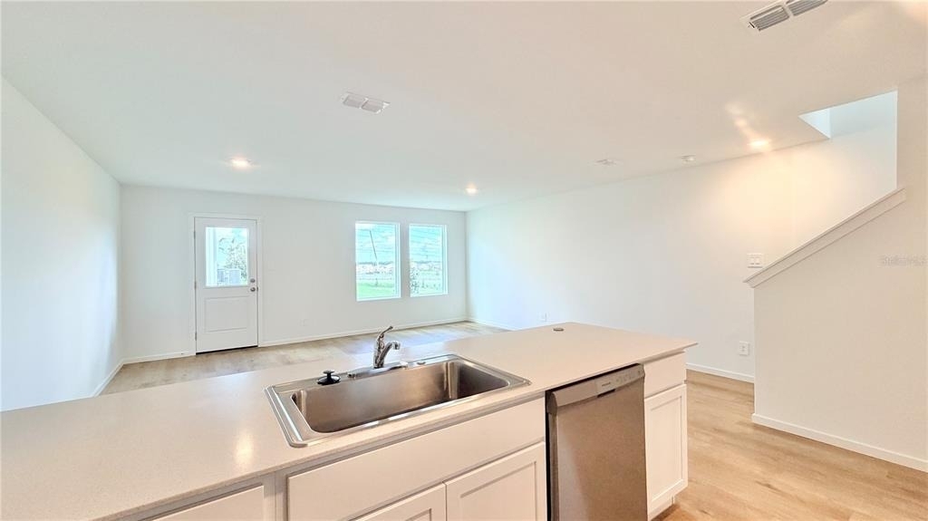 1561 Plank Place - Photo 9