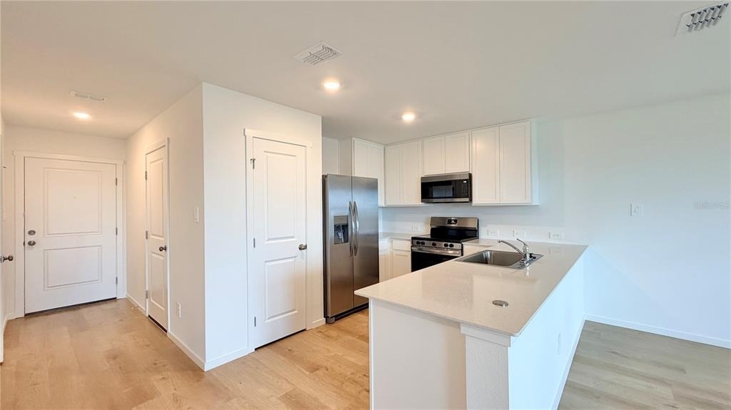 1561 Plank Place - Photo 3
