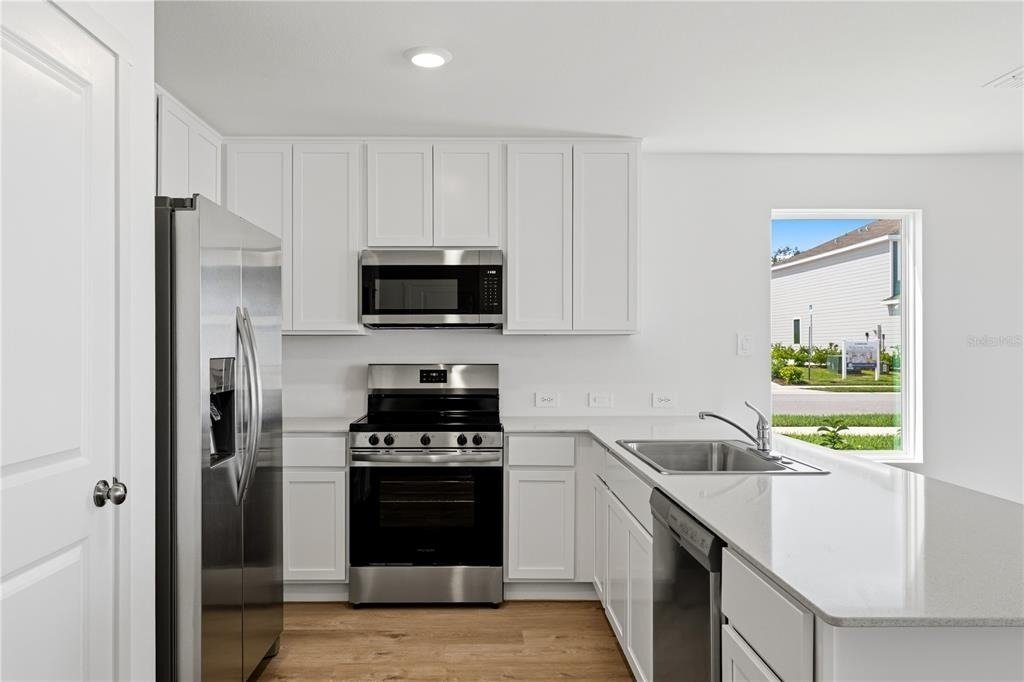 1573 Plank Place - Photo 2