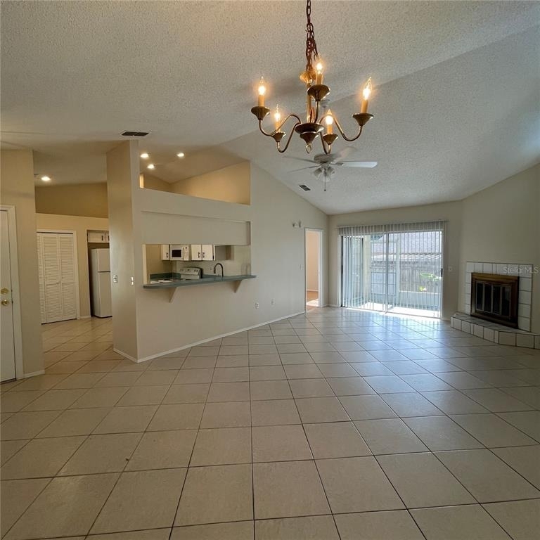 504 Lake Dexter Boulevard - Photo 2
