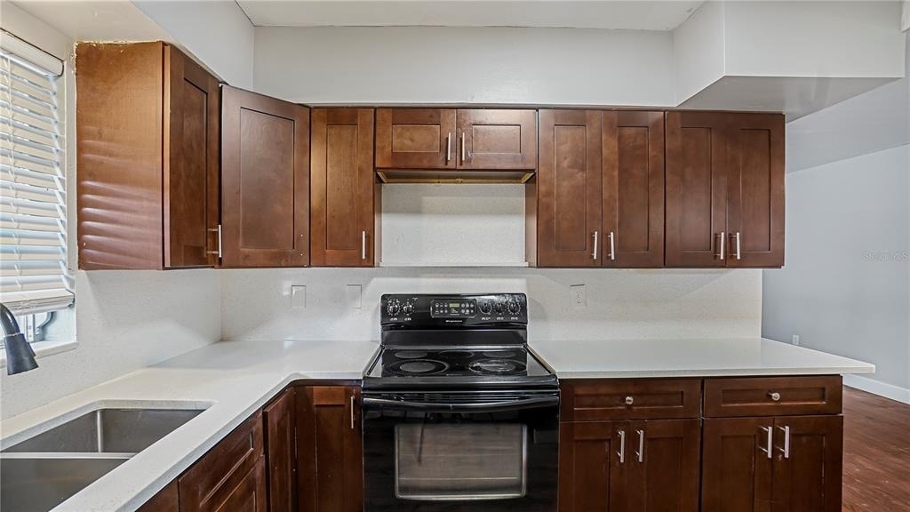 5518 Riviera Drive - Photo 6