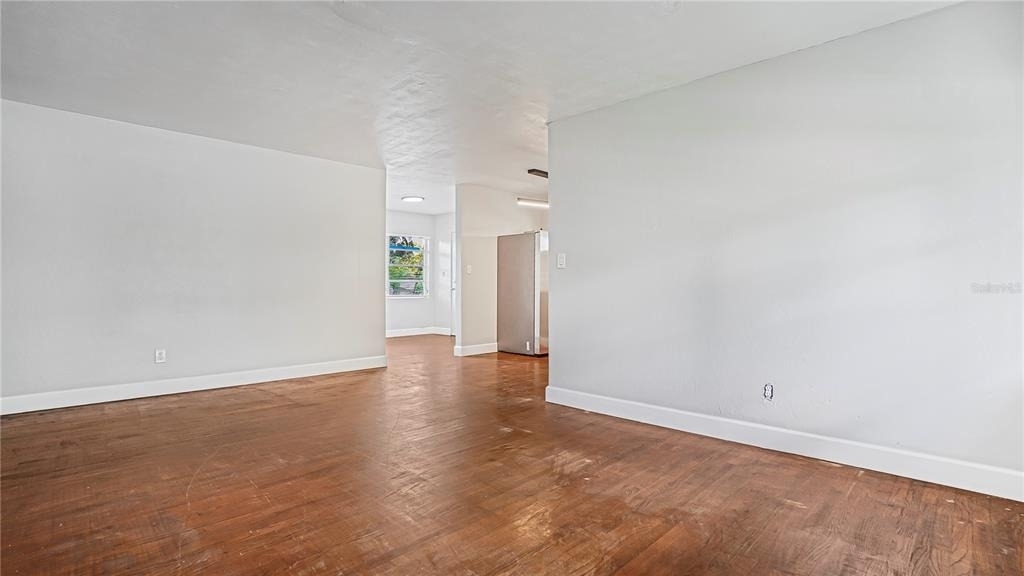 5518 Riviera Drive - Photo 3