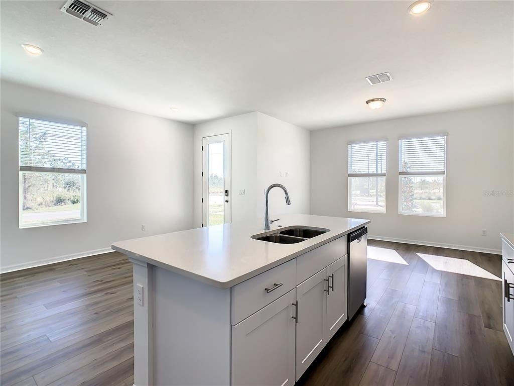 4749 Cross Prairie Parkway - Photo 16