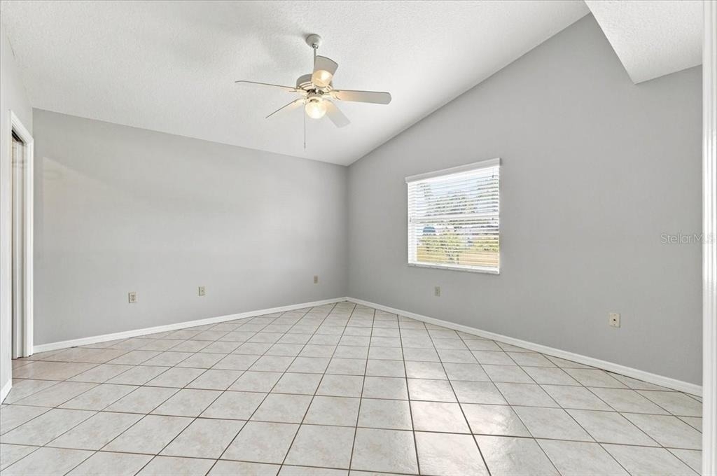 619 Cockatoo Loop - Photo 21