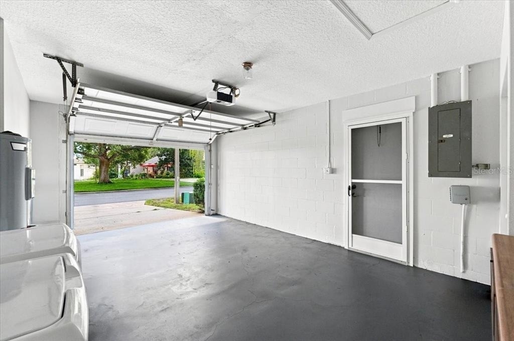 619 Cockatoo Loop - Photo 36