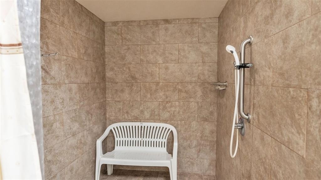 619 Cockatoo Loop - Photo 70