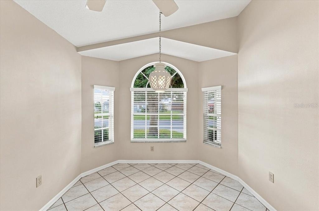 619 Cockatoo Loop - Photo 19