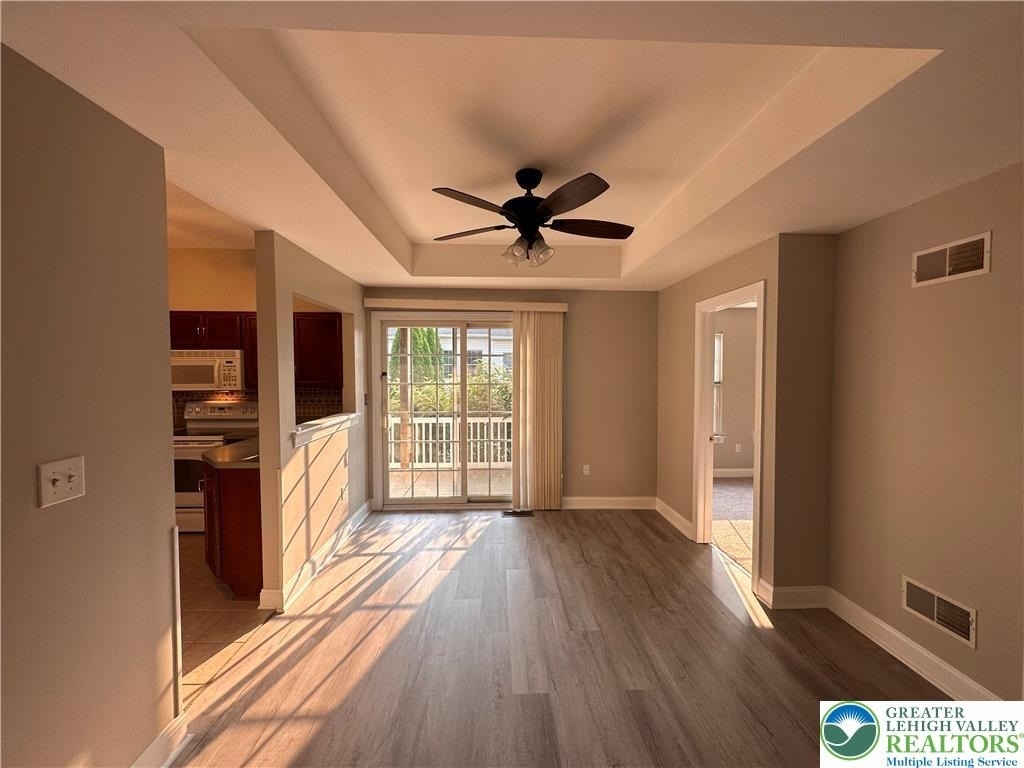1795 Chateau - Photo 6