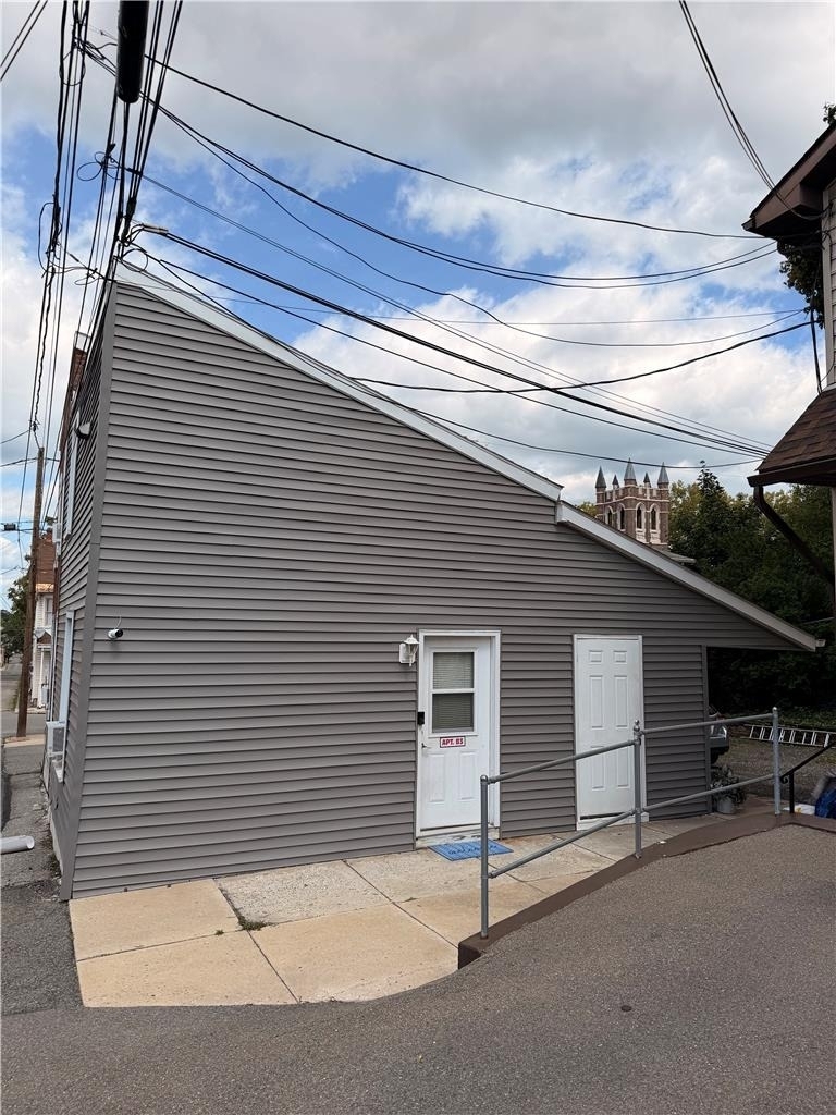 60 E North Street - Photo 3