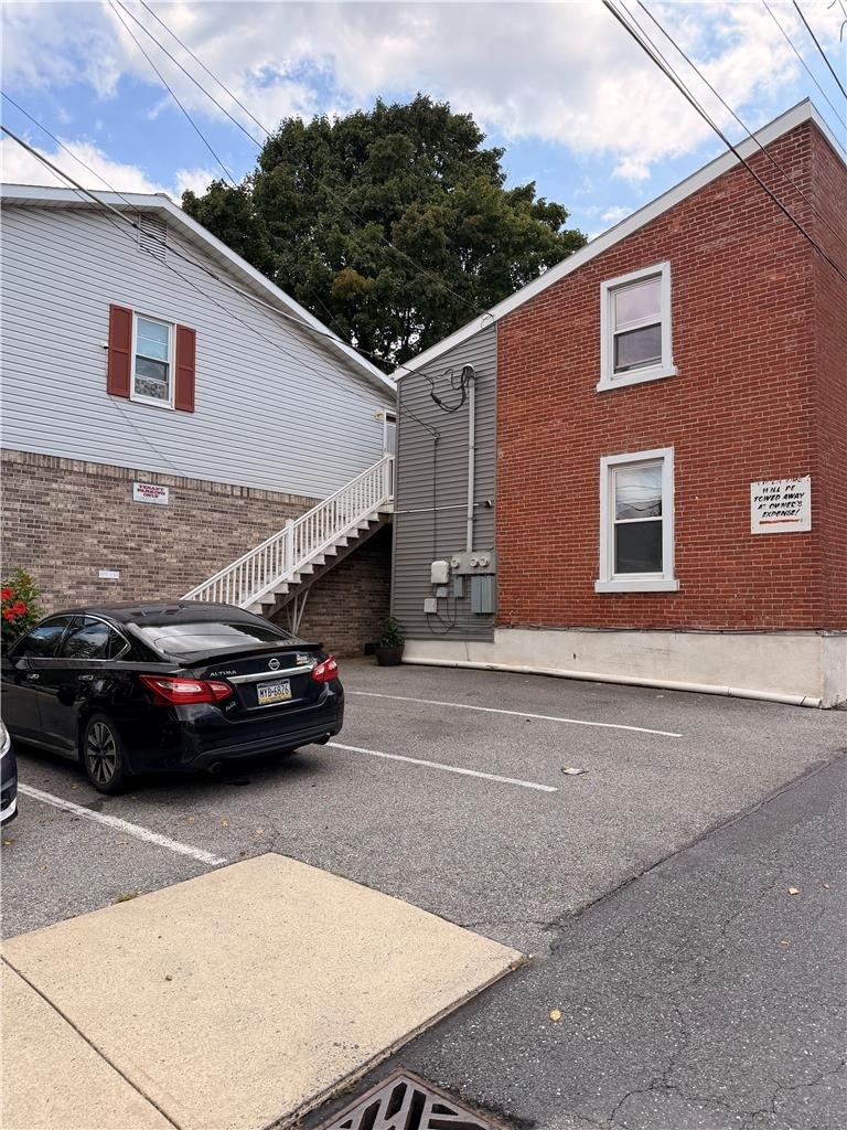 60 E North Street - Photo 5