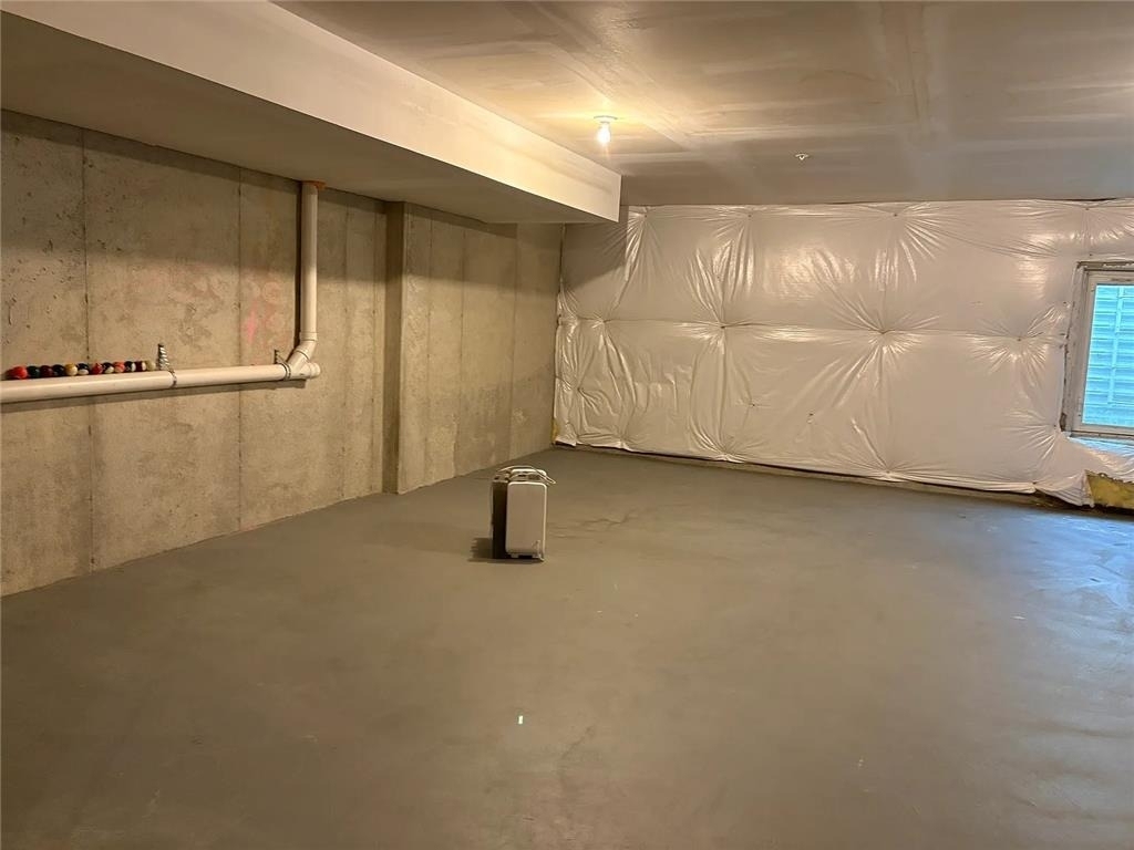948 King Way - Photo 12
