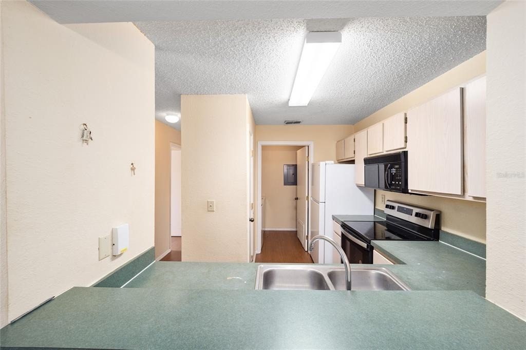 3705 Sw 27th Street - Photo 9