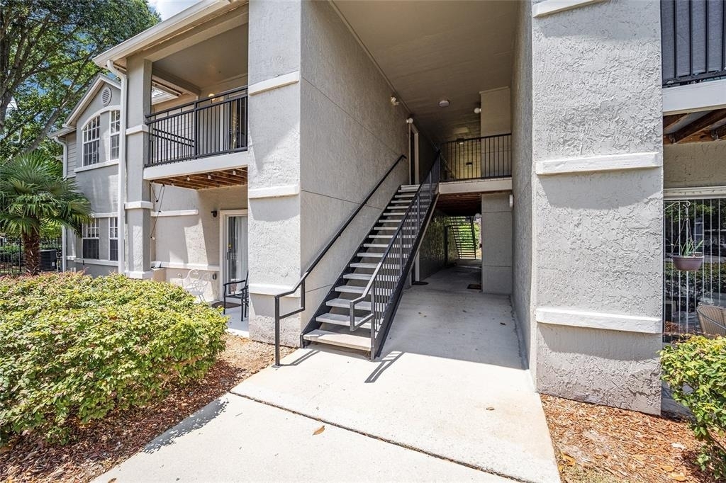 3705 Sw 27th Street - Photo 2