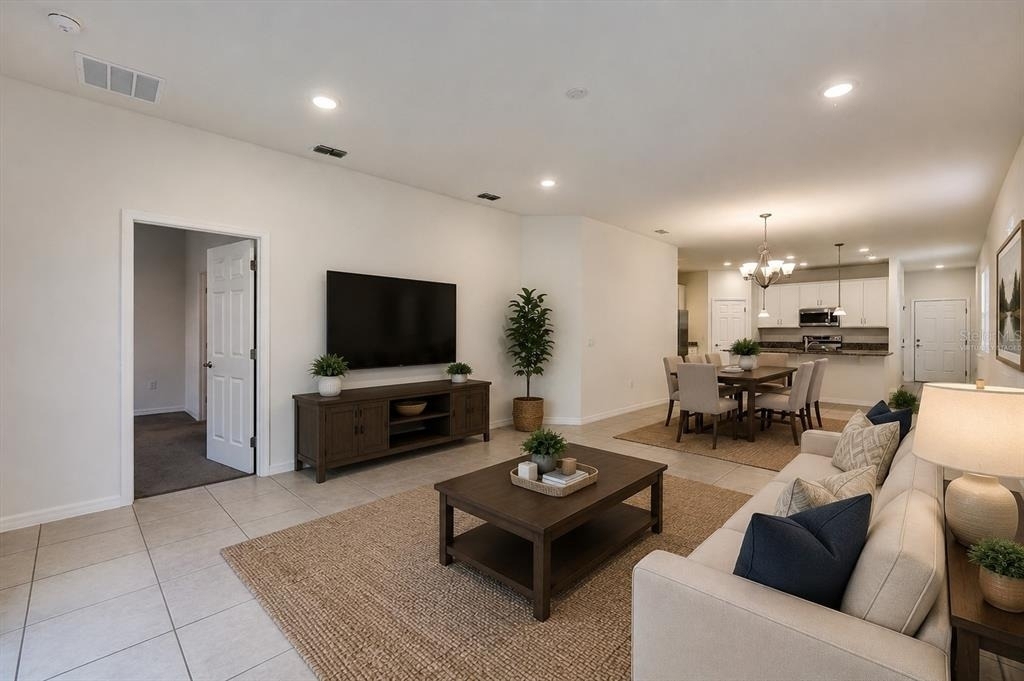 2599 Avalon Park Boulevard - Photo 9
