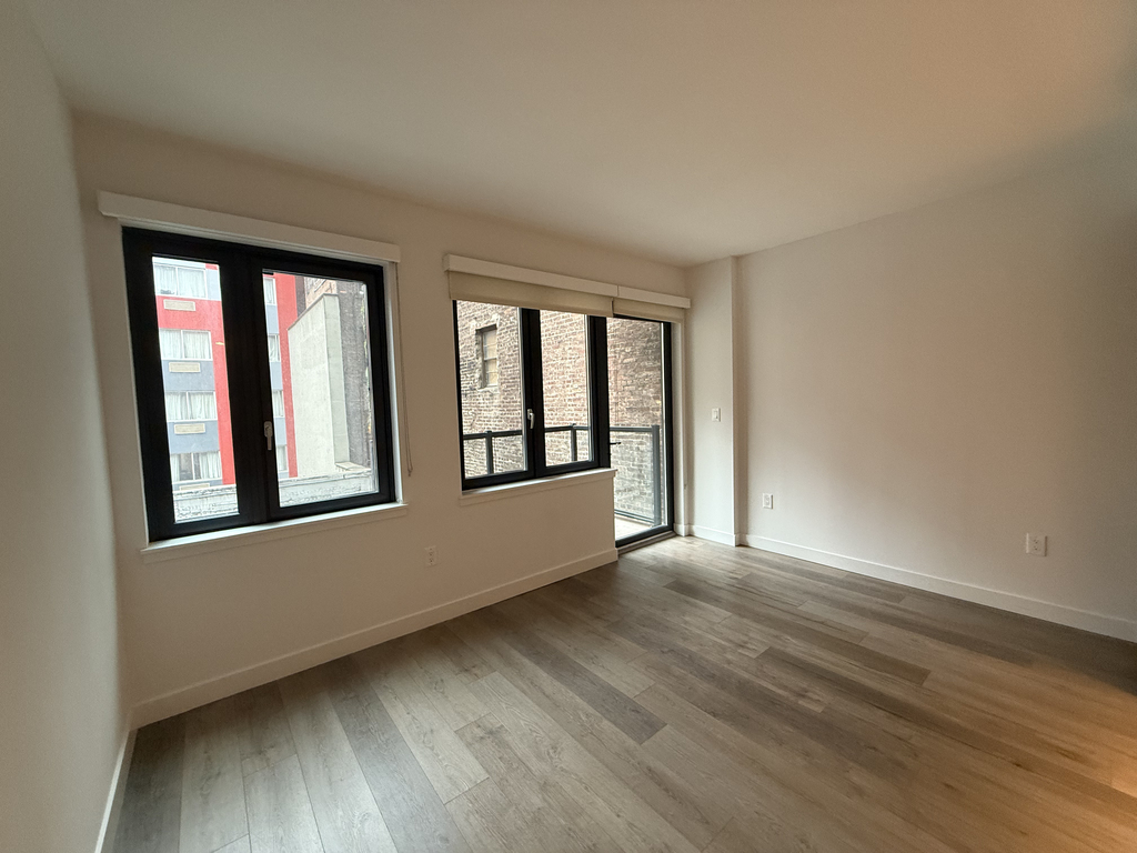 West 45th St & 9th Avenue - Photo 0