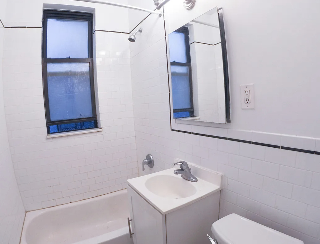  East 82nd Street - Photo 1