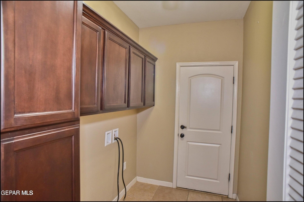 1037 Callisto Court - Photo 5