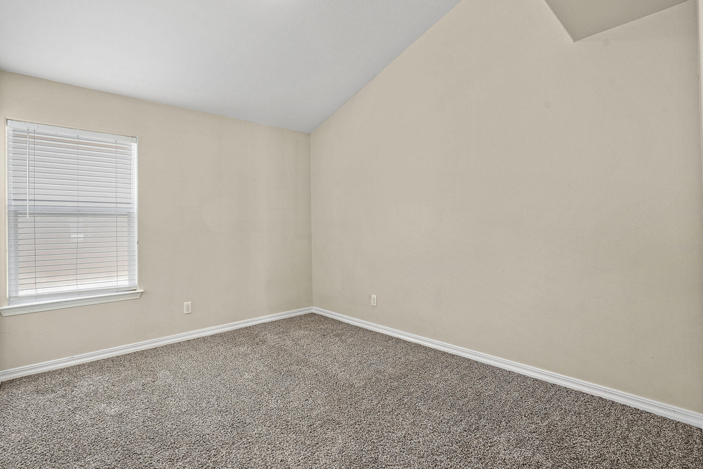 14925 Tierra Haven Avenue - Photo 10