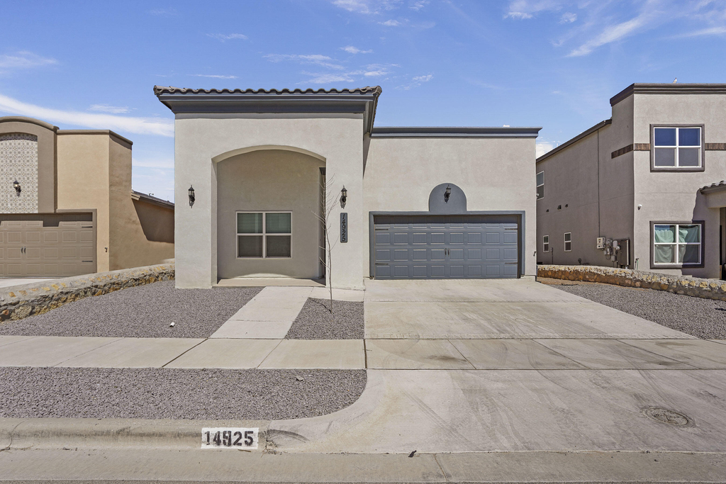 14925 Tierra Haven Avenue - Photo 0
