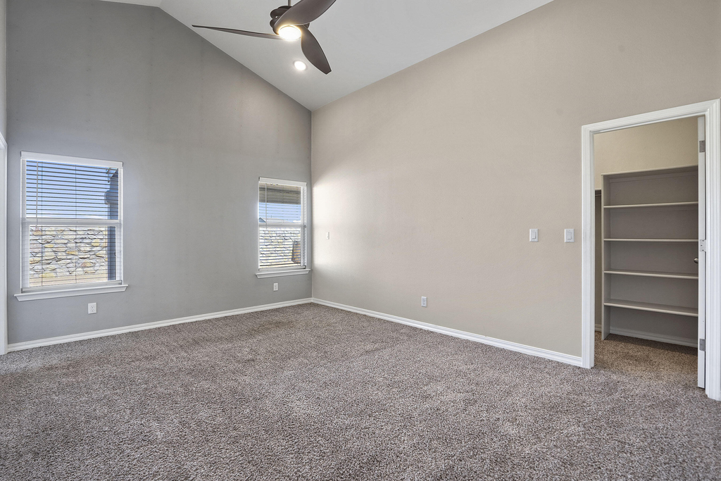 14925 Tierra Haven Avenue - Photo 12