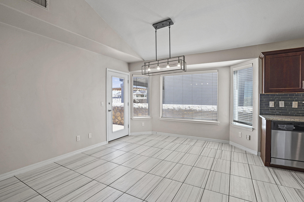 14925 Tierra Haven Avenue - Photo 8