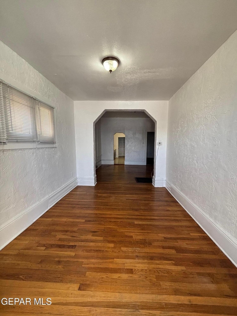 813 N Virginia Street - Photo 3