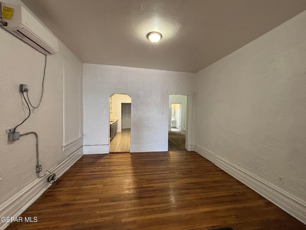 813 N Virginia Street - Photo 4